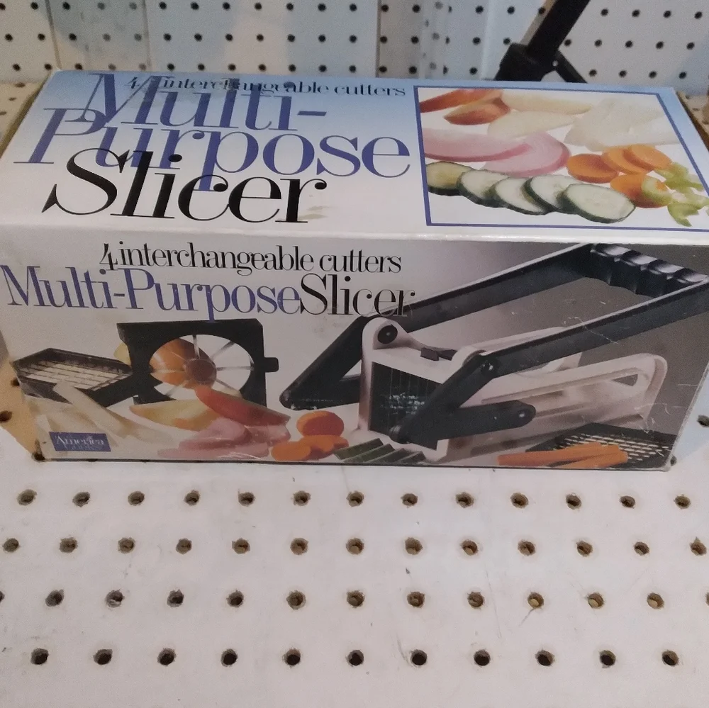 Milti-Purpose Slicer With 4 Interchangeable Cutters | Lids Off